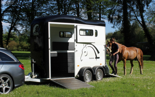 Van TOURING ONE Cheval liberté