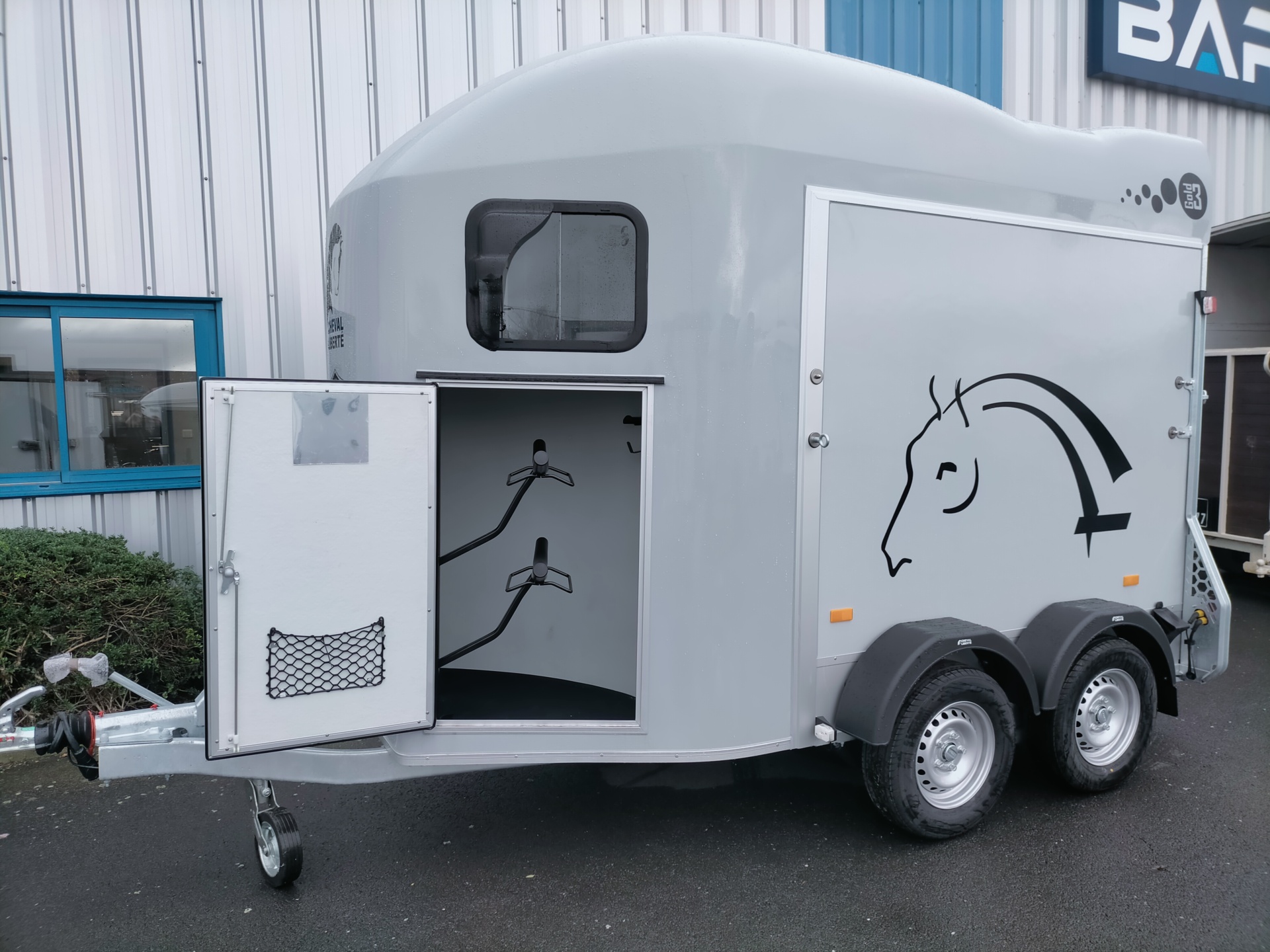 cheval liberte gold 3