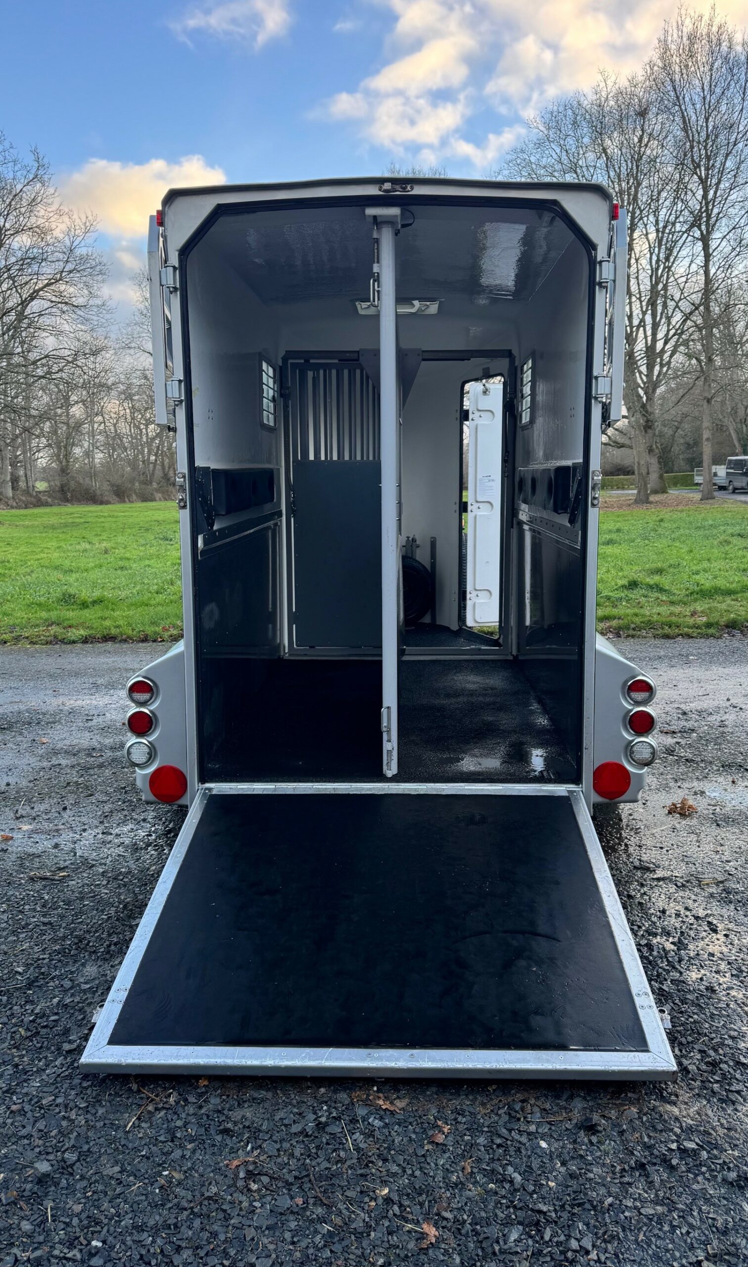 Espaces stalle rallongé arrière