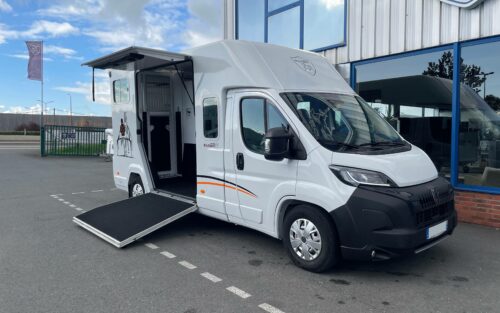 - PEUGEOT BOXER 2.2L HDI 180 cv